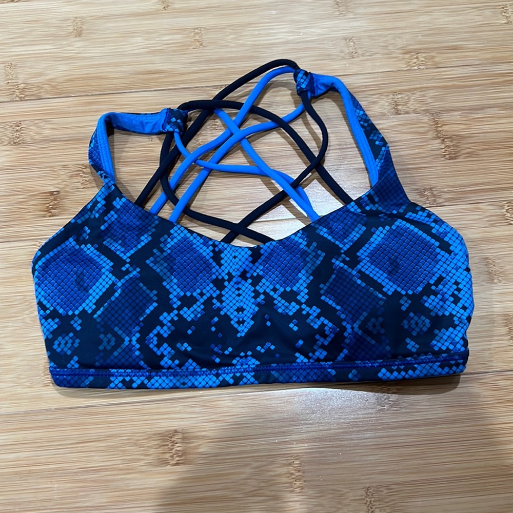 Lululemon sports bra!